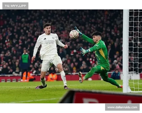 哈弗茨点球被判无效引发争议赛场规则与判罚细节全面解析全景回顾